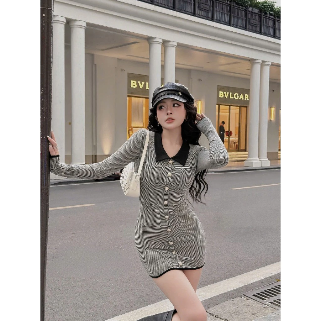 Váy kẻ body dài tay đính cúc đầm tôn dáng dáng ngắn phong cách cá tính trẻ trung V63