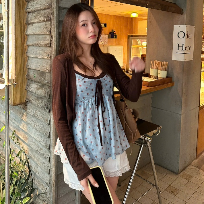 Set Áo Nữ 2 Dây Hoa Nhí Phối Cardigan Len Mỏng XiXi