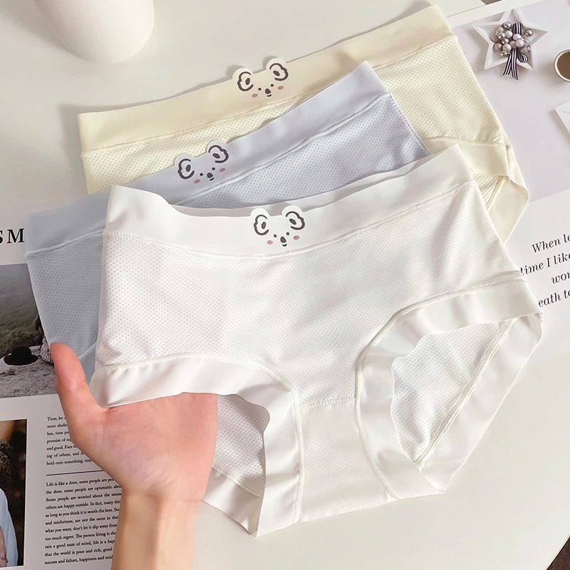 Quần Lót Nữ Su Đúc Cao Cấp Thoáng Khí, Quần Chip Nữ Cạp Vừa Đính item gấu Cute AMYBRA L718
