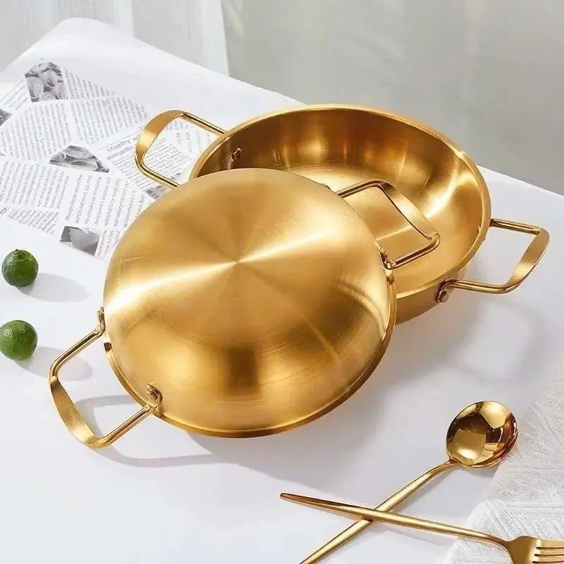Chảo Mạ Vàng Size 20cm, Chất Liệu Thép Không Gỉ Màu Vàng Sang Trọng Phong Cách Hàn Quốc, Có 2 Quai Cầm Chống Nóng