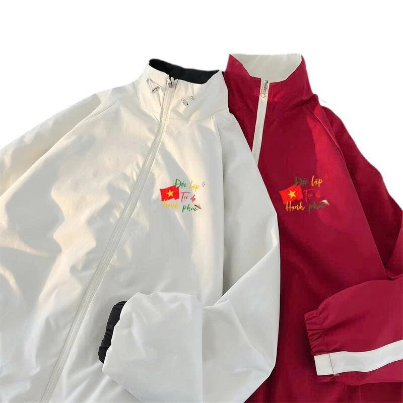 [G_ĐLTD] Áo Khoác Gió Thể Thao In Logo Yêu Nước - Áo Khoác Nam Nữ Chất Liệu Tráng Bạc Mặc Được 2 Mặt Chống Gió Nước Bụi