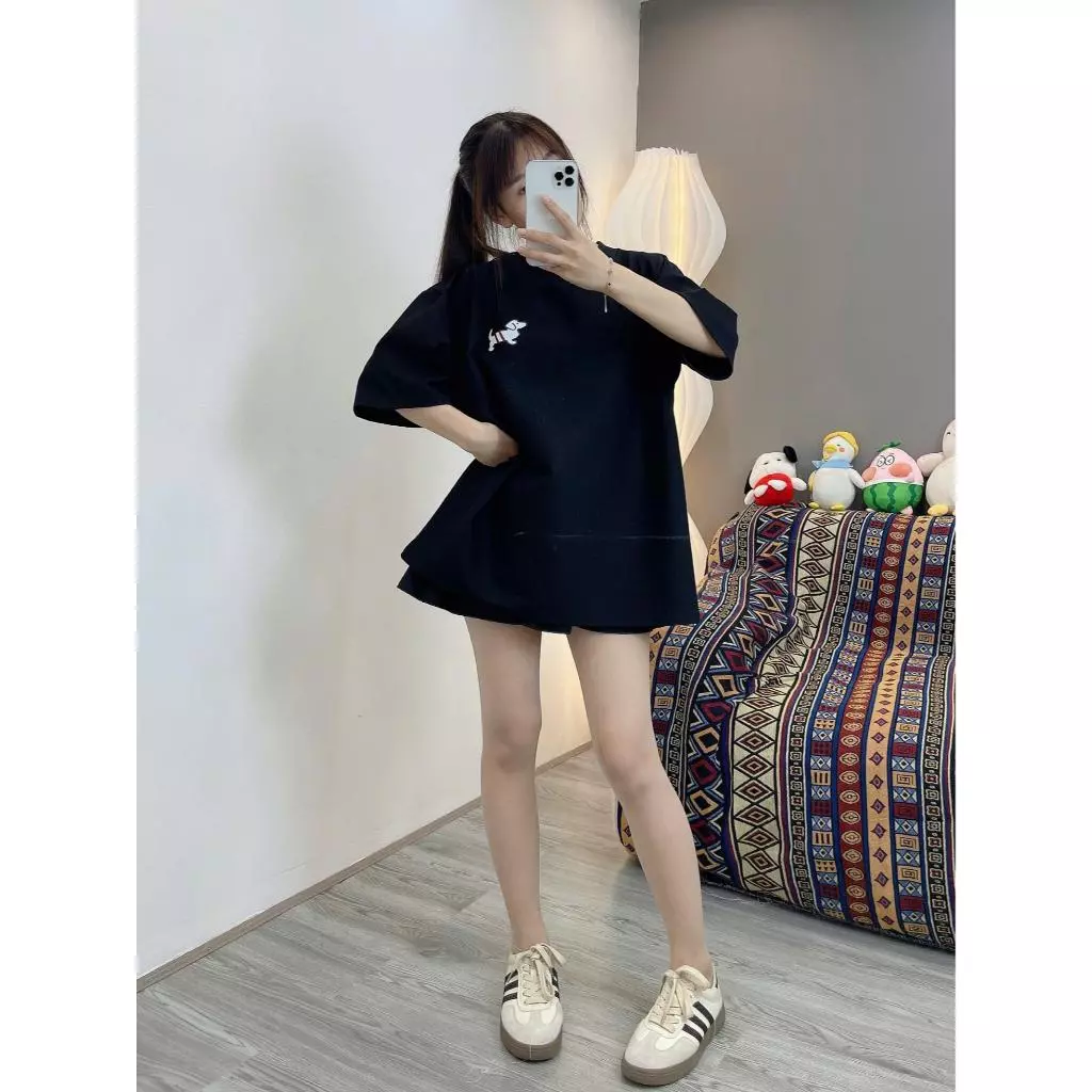 ( DEAL MỞ BÁN ) ÁO PHÔNG ĐEN  BOXY FOM RỘNG CHẤT DÀY CÚN BASIC
