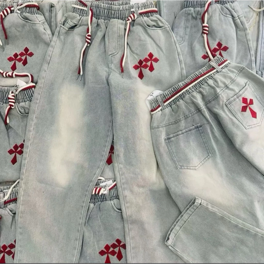 Quần Jeans Baggy Hoạ Tiết Thêu Cạp Cao Lưng Chun Cho Nữ