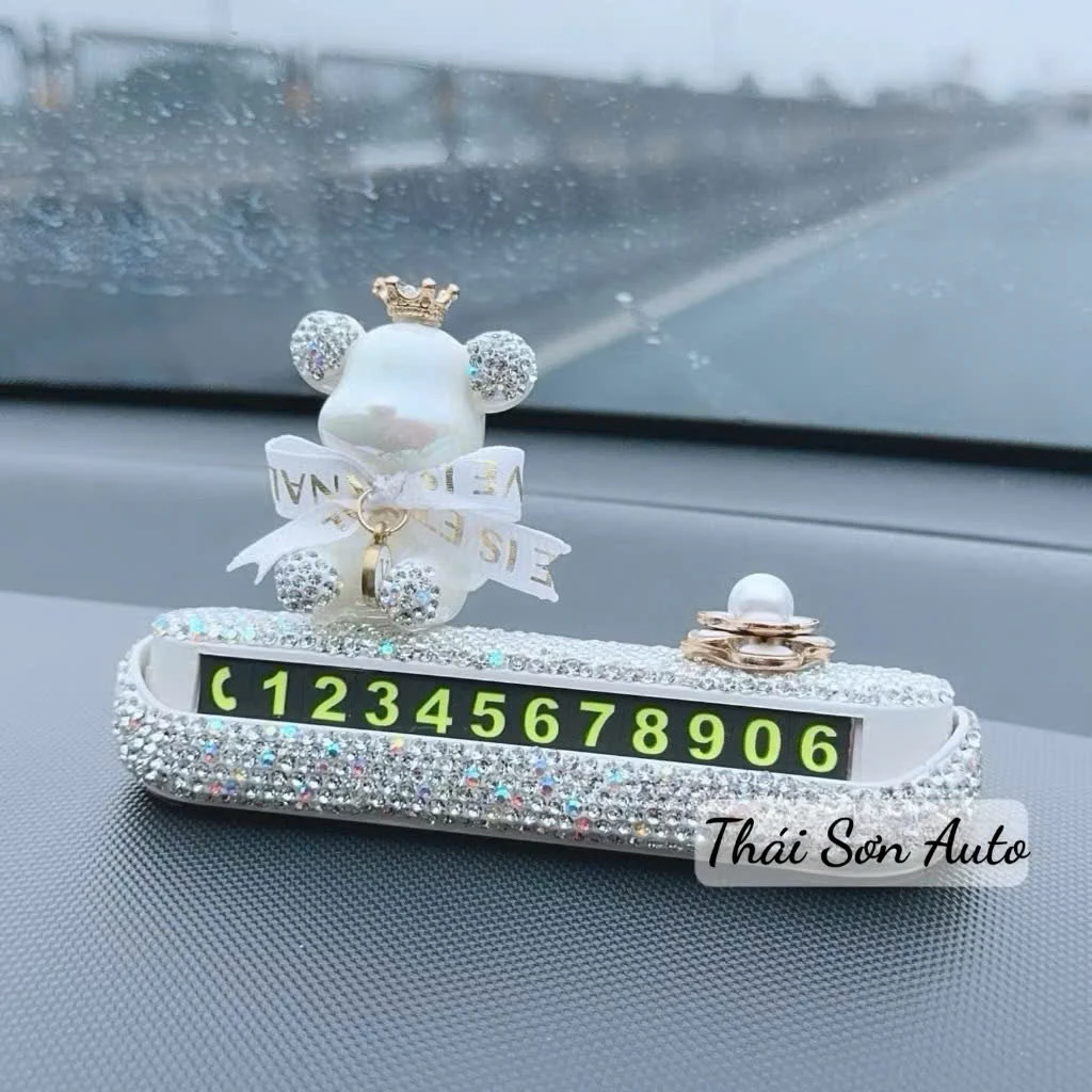 Bảng Gắn Báo Số Điện Thoại Trên Taplo Ô Tô Đính Đá Cao Cấp - Kèm Gấu Teddy - SĐT