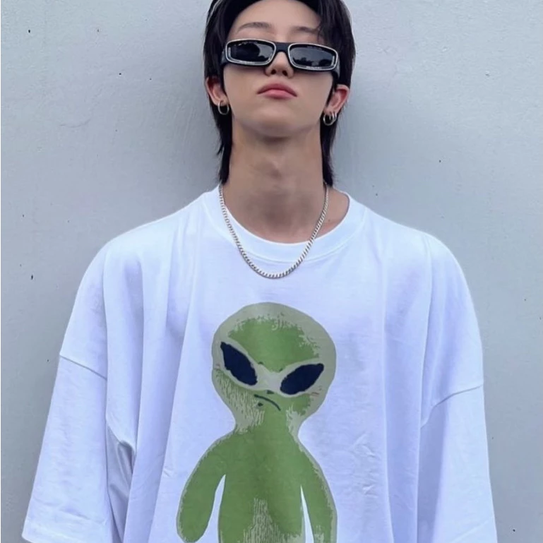 Thương hiệu thiết kế Hàn Quốc hoodhood tay áo ngắn người ngoài hành tinh in áo thun nam nữ rộng thùng thình tay áo dơi T
