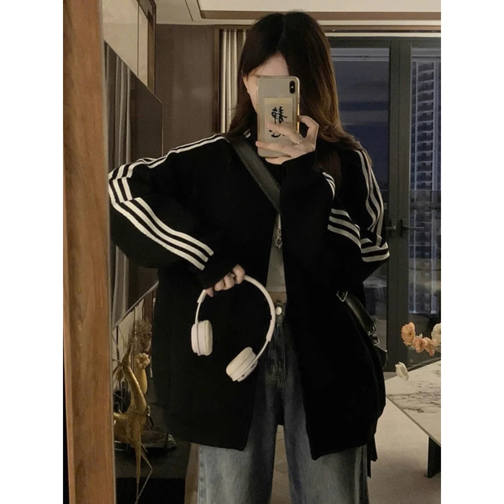 Áo Khoác Nỉ Bông 3 Sọc Nam Nữ From Rộng APT Unisex Áo Khoác Thể Thao Chất Vải Nỉ Bông Dày