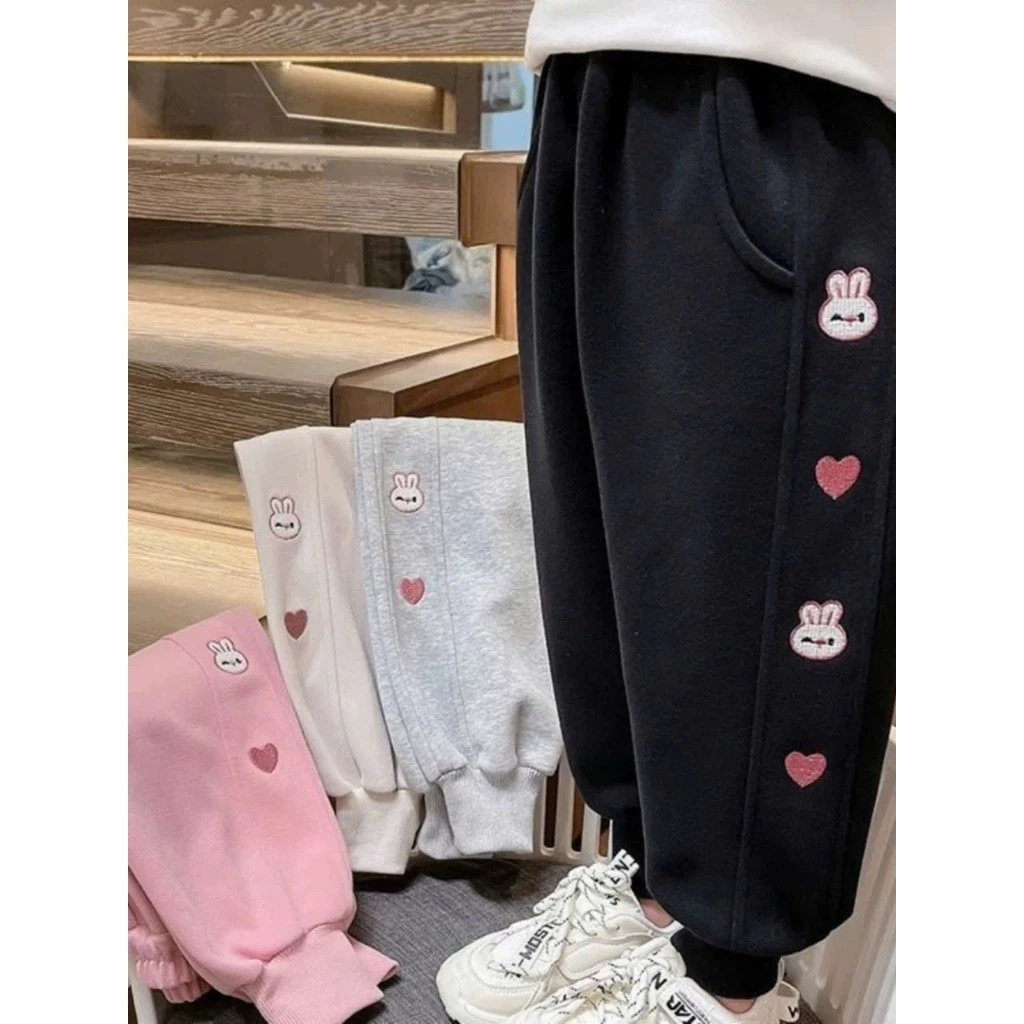 [Peinn] Quần nỉ thu đông dành cho bé gái 14-45kg mẫu QUẦN TRÁI TIM màu sắc xinh xắn. Chất nỉ ấm áp. D18 - EB121