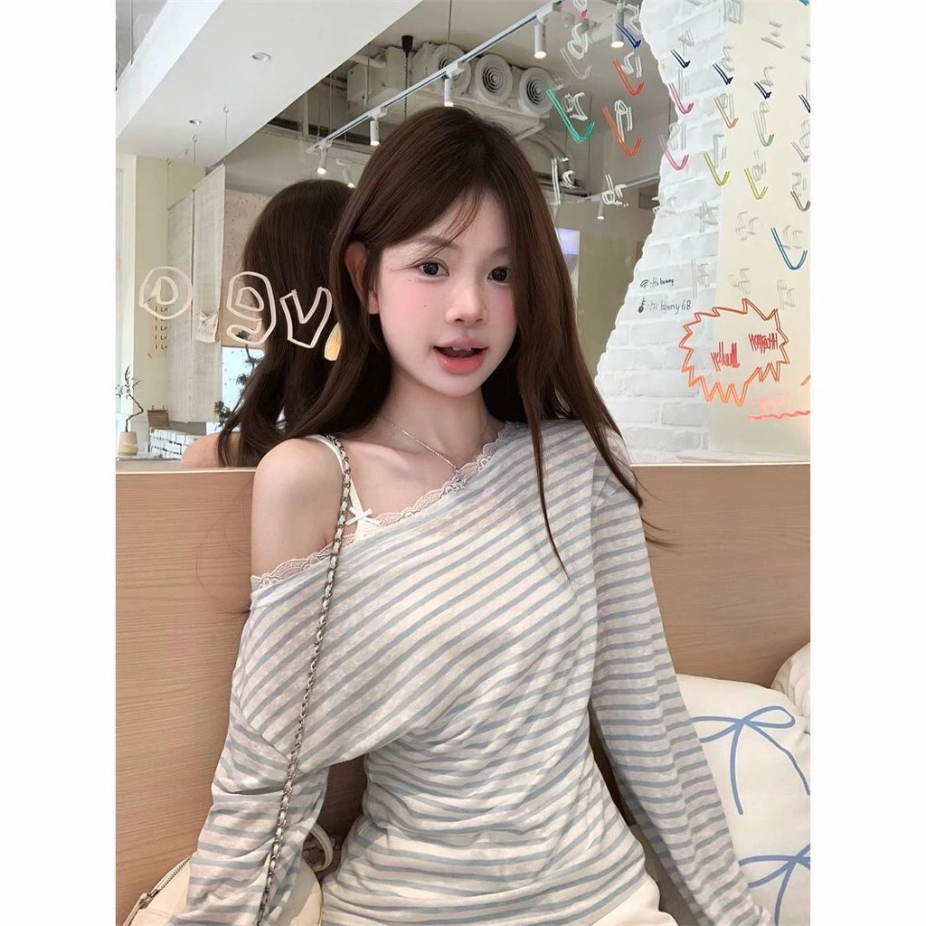 Áo lệch vai pha ren hàn quốc kẻ xanh hàng QC chất liệu thoáng mát