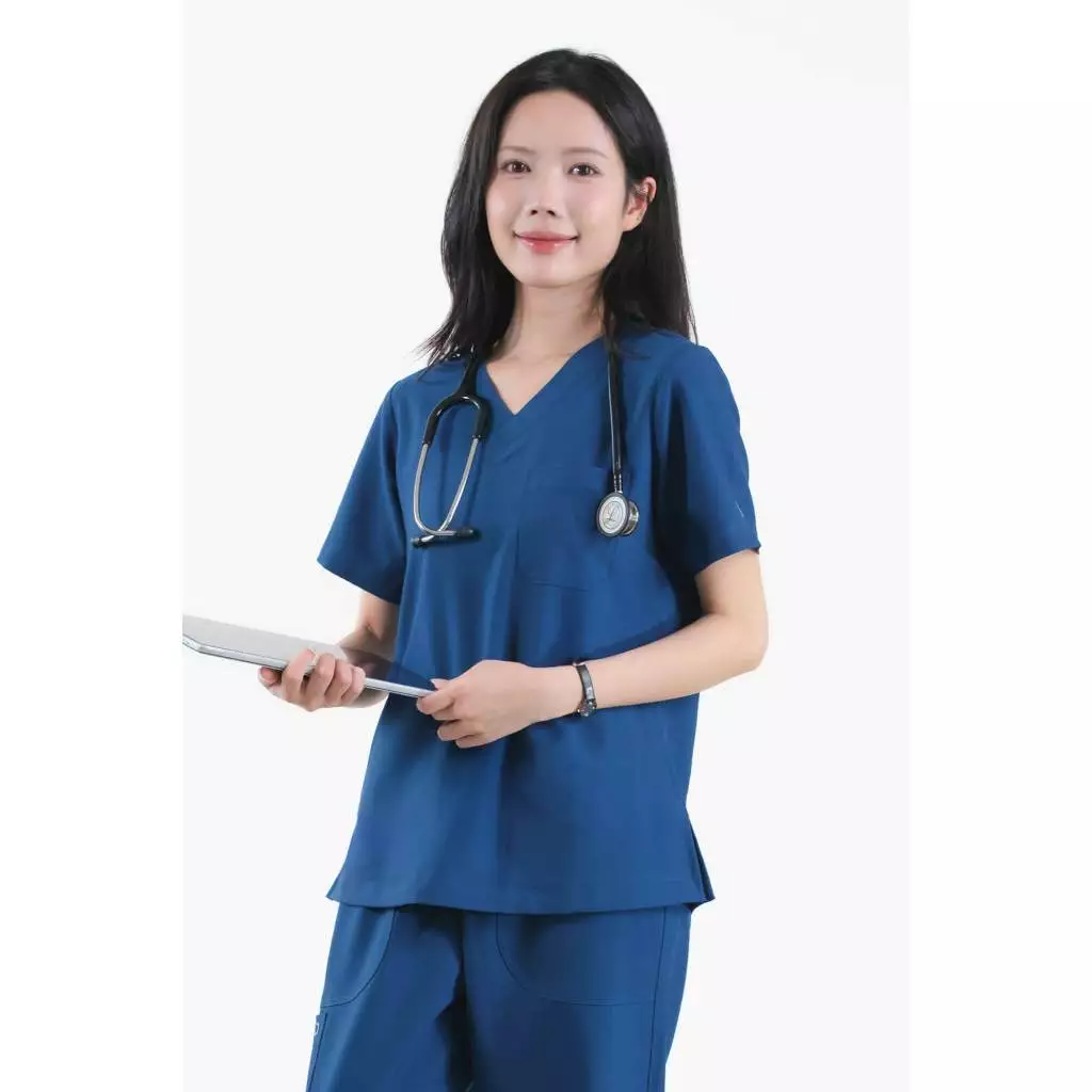 Bộ Scrubs Nữ BLOUDI Hera, đồng phục bác sĩ dáng thể thao, đồng phục phòng khám, bệnh viện, nha khoa
