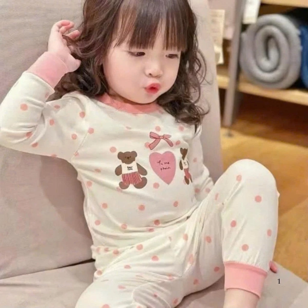 [8-18kg] Bộ áo dài quần dài bé gái hoạ tiết TRÁI TIM GẤU chất liệu cotton co giãn 4 chiều vô cùng xinh xắn mã RAB-BIT.