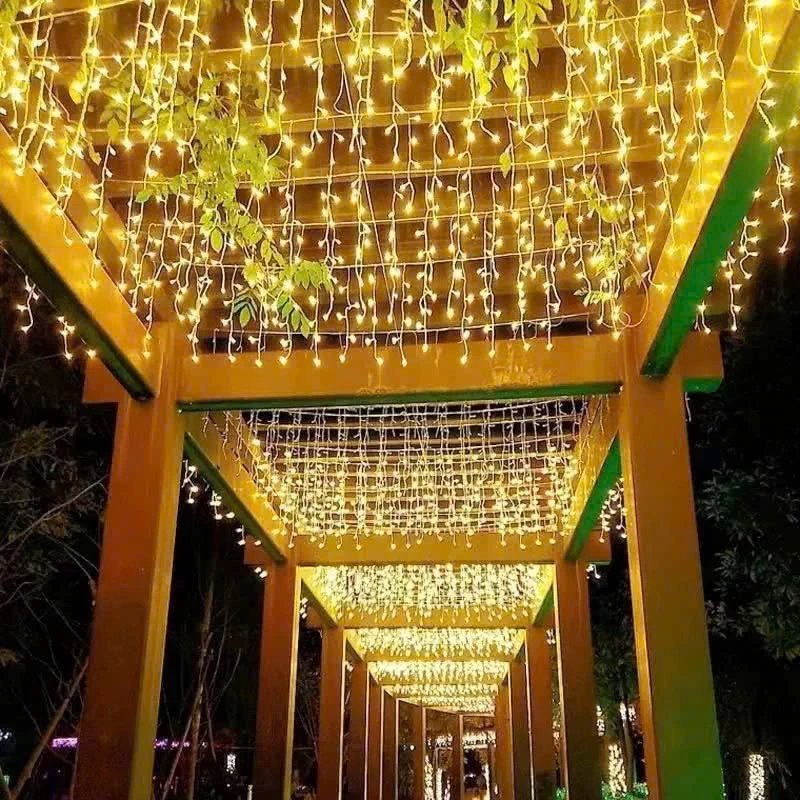 Dây đèn trang trí rủ mành 6m và 12m rủ xuống 50cm as vàng trang trí quán cafe nhà hàng