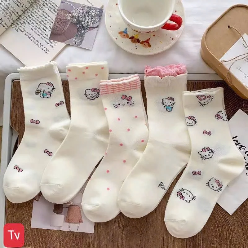 Set 10 đôi tất cổ cao họa tiết hello kitty siêu xinh cho bạn yêu thích sự đáng yêu