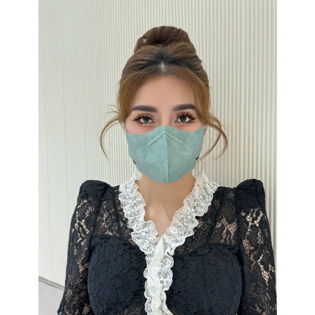 Khẩu Trang 9A Thiết kế 5 lớp lọc bụi siêu mịn, ngăn ngừa khói bụi, vi khuẩn và các tác nhân gây hại trong không khí.