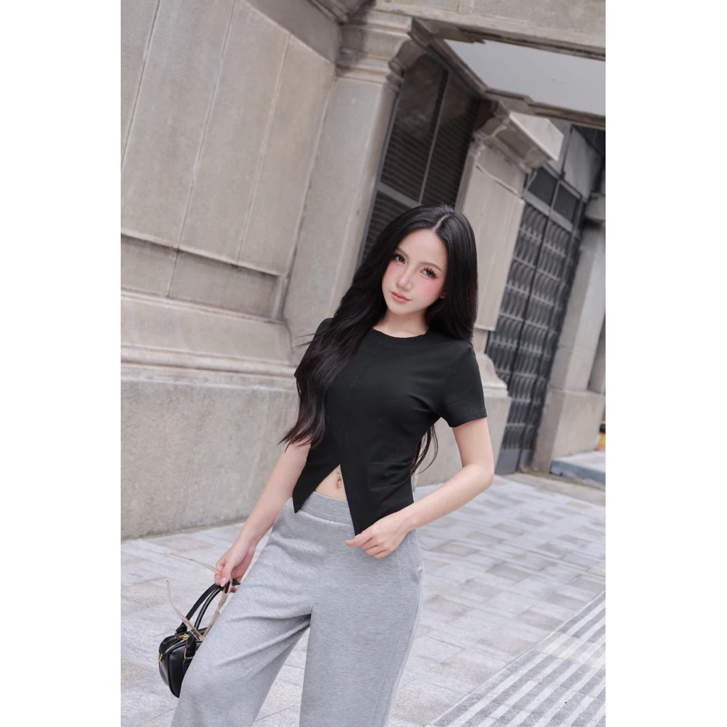 Áo thun nữ hack eo, thiết kế xẻ giữa Caily Top  form basic dễ mặc chất cotton mát mịn