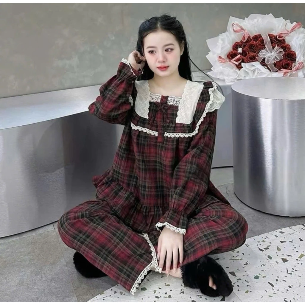 Sét đồ pijama dài tay cho nữ , đồ mặc nhà nữ kiểu dáng baybydoll pha ren kẻ caro cổ vuông (A002)