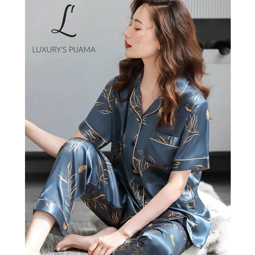 Đồ bộ LUXURY PIJAMA lụa latin cao cấp, mềm mịn sang trọng tay ngắn màu xanh họa tiết lá TN050