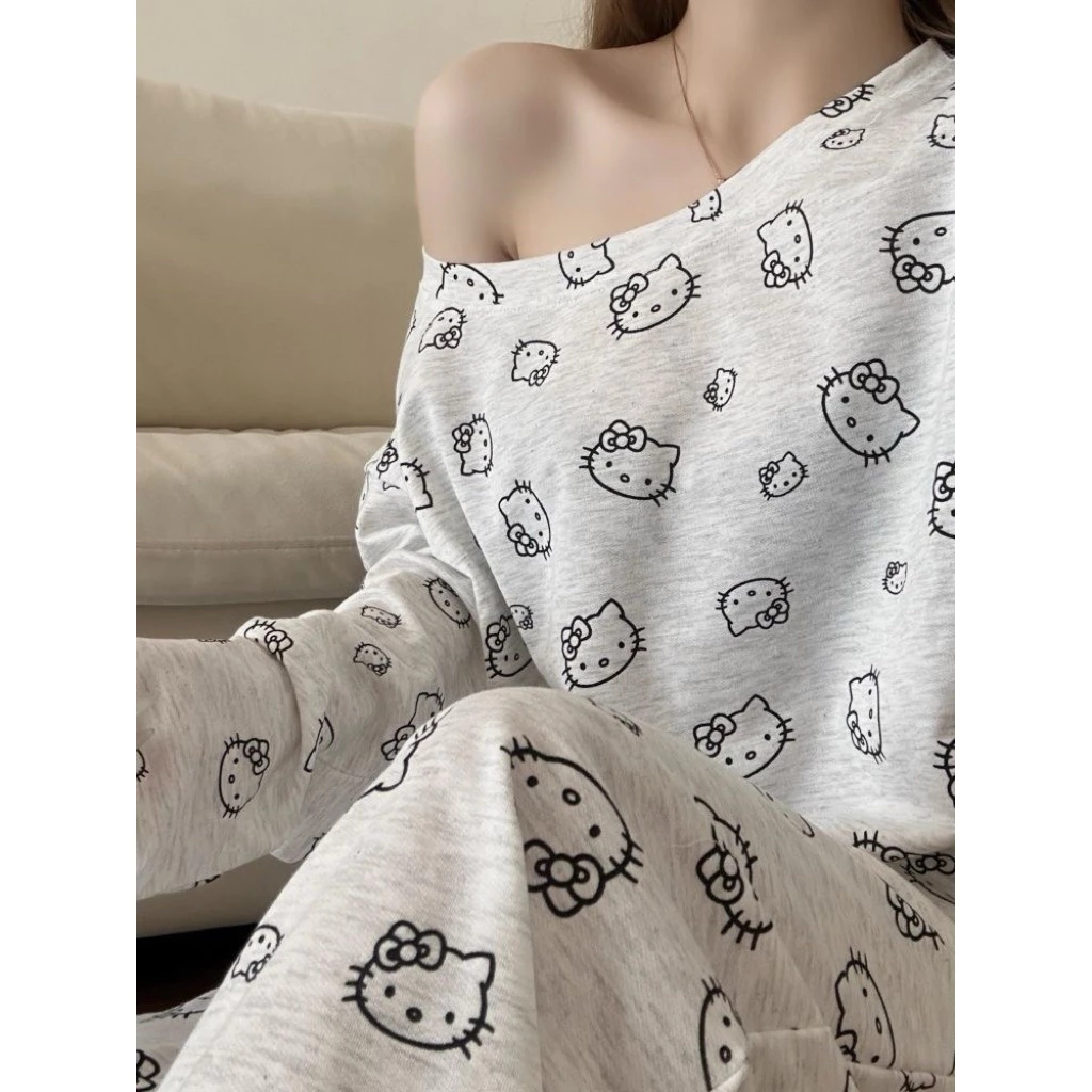 𝐂𝐡𝐚𝐫𝐥𝐨𝐭𝐭𝐞.𝐨𝐝_ Set Bộ Ngủ Lệch Vai Tay Dài Hello Kitty + Quần Ống Rộng