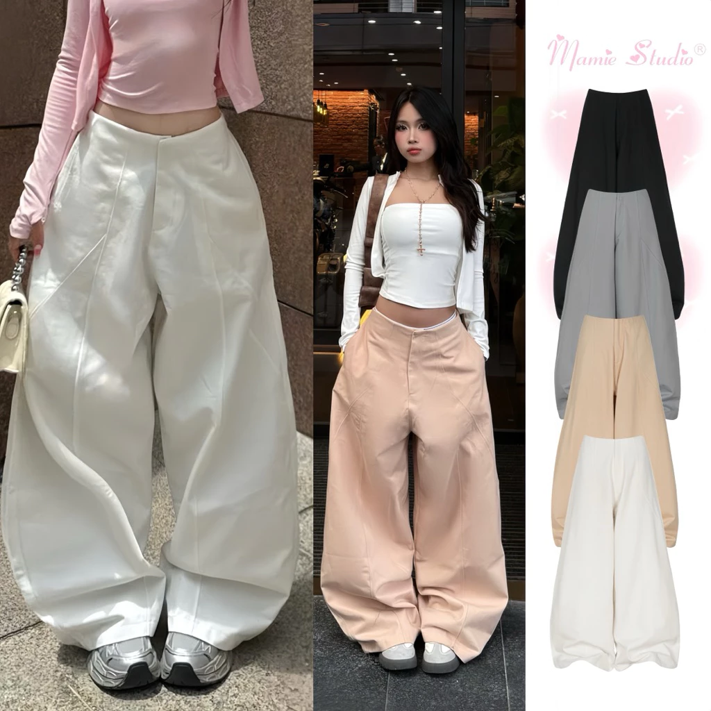 Quần kaki ống cong MaMie, bản lưng trơn basic tối giản, phía sau lưng chun co giãn thoải mái.