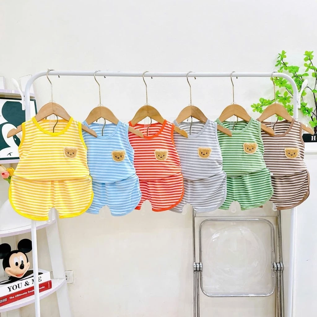 Bộ thun lạnh ba lỗ hình gấu quần vát chéo cho bé 6-16kg