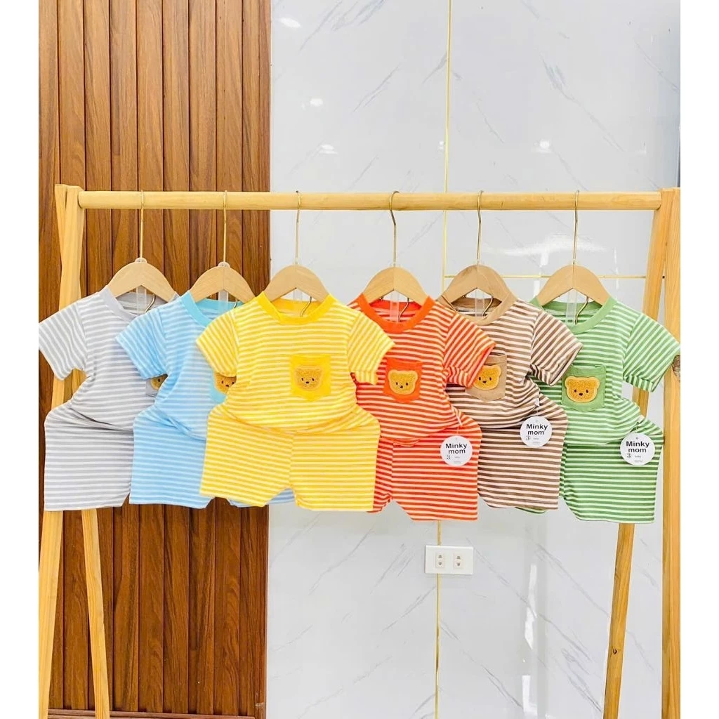 Bộ thun lạnh cộc tay sọc dệt có túi hình gấu, vải mềm mịn cho bé từ 6 -16kg