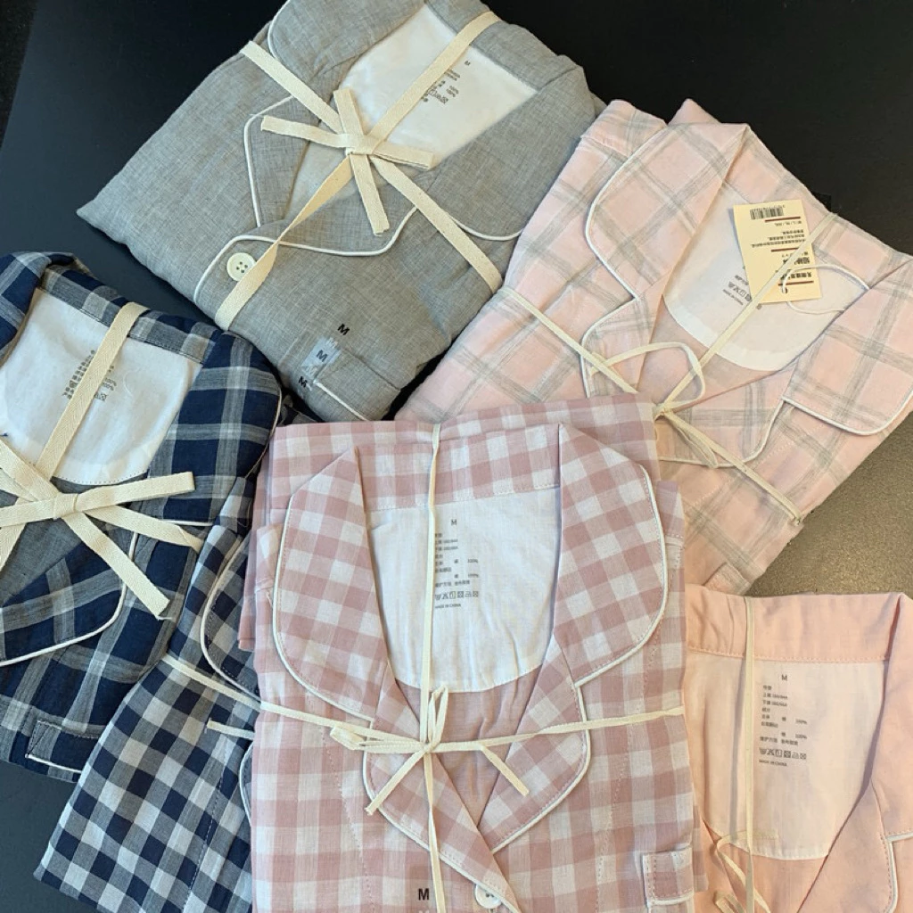 MJ1_ Bộ ngủ nam nữ, pijama áo ngắn quần ngắn cổ V chất COTTON KHÔNG ĐƯỜNG MAY VIỀN | Hàng QCCC | 9scat