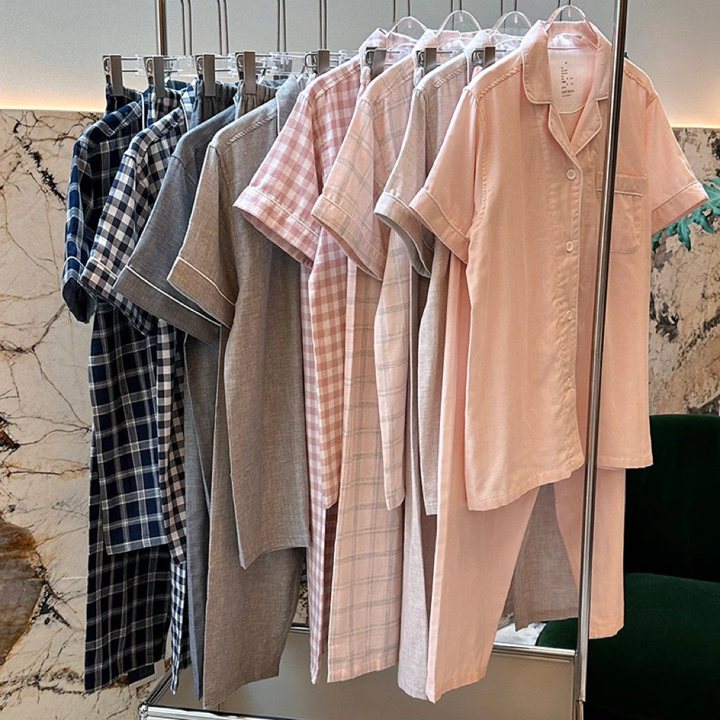 MJ2_ Bộ ngủ nam nữ, pijama áo ngắn quần dài cổ V chất COTON XÔ NHẬT KHÔNG ĐƯỜNG MAY VIỀN | Hàng QCCC | 9scat