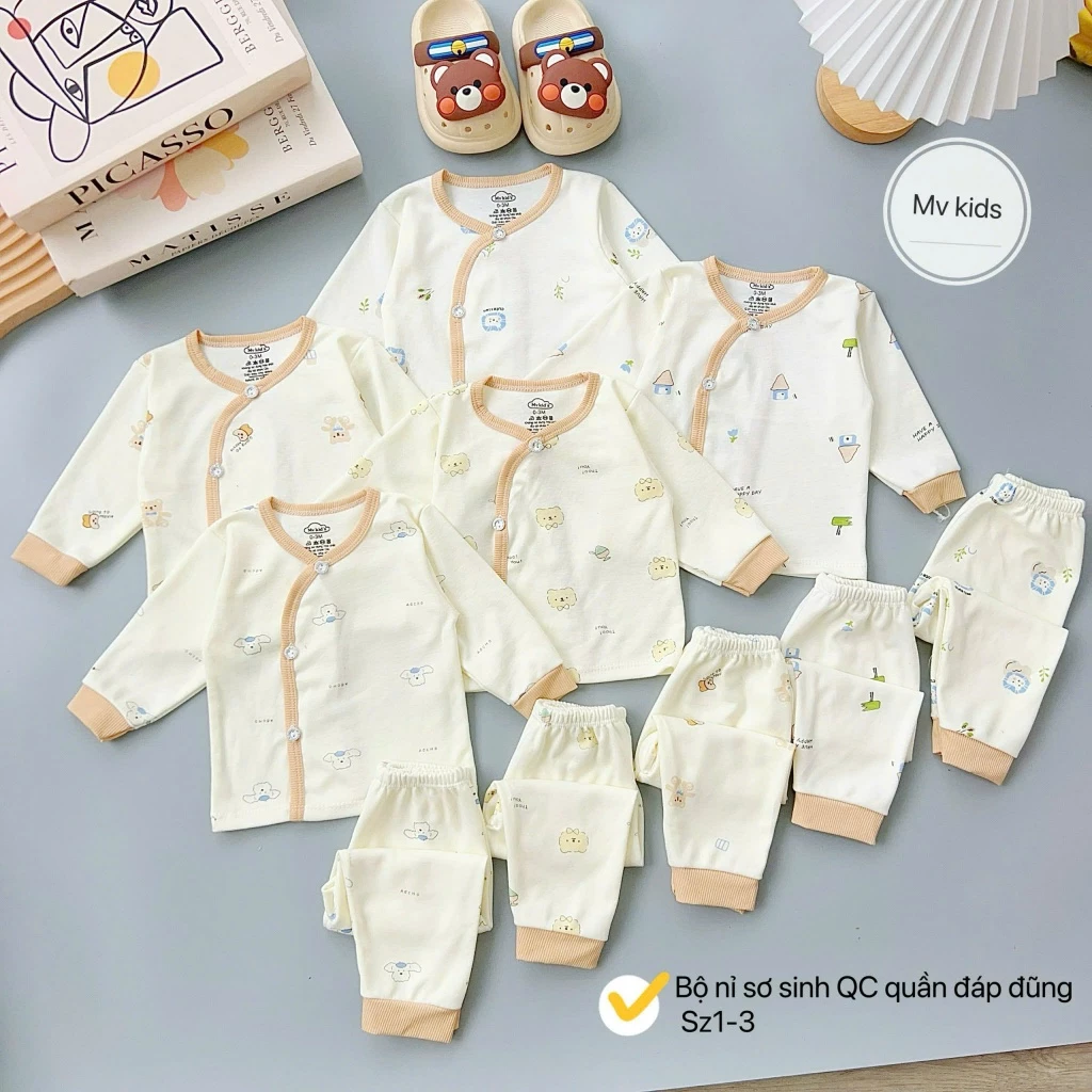 [Bộ Nỉ] Set 4 bộ nỉ thu đông dài tay cúc lệch dày dặn nền kem in hoạ tiết cho bé 3-9kg