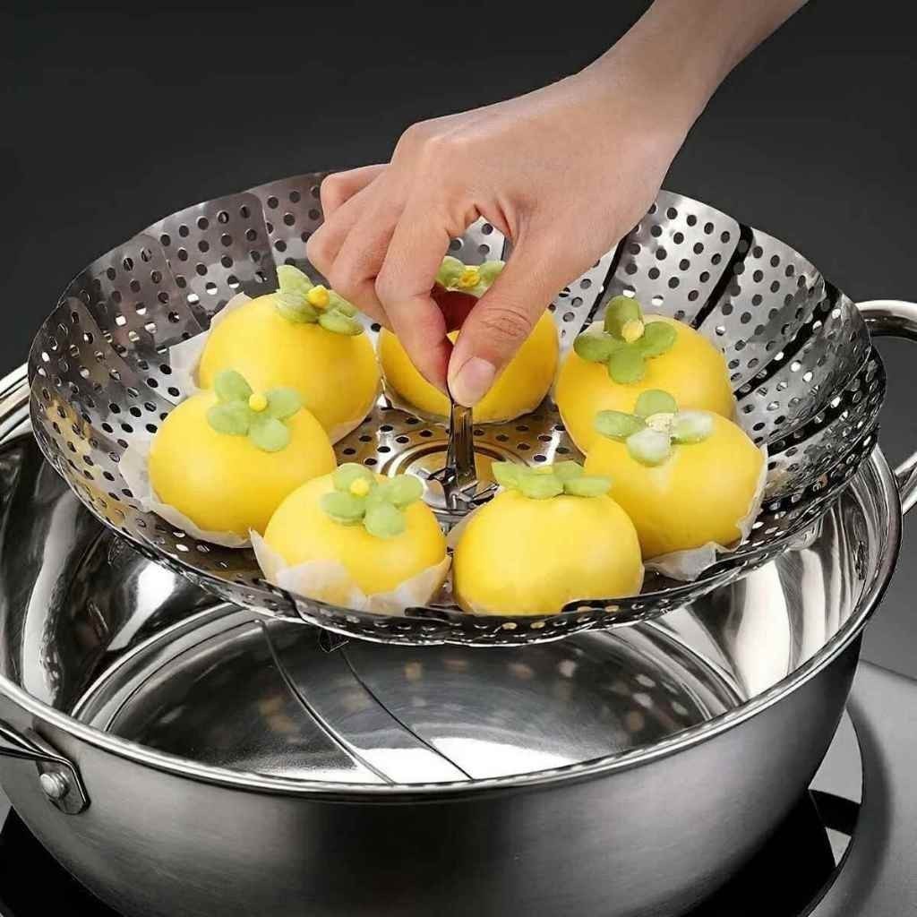 Khay Hấp Inox, Vỉ Hấp 3 Chân Có Móc Nhấc, Điều Chỉnh Độ Mở Phù Hợp Mọi Loại Nồi Hấp Size 25cm