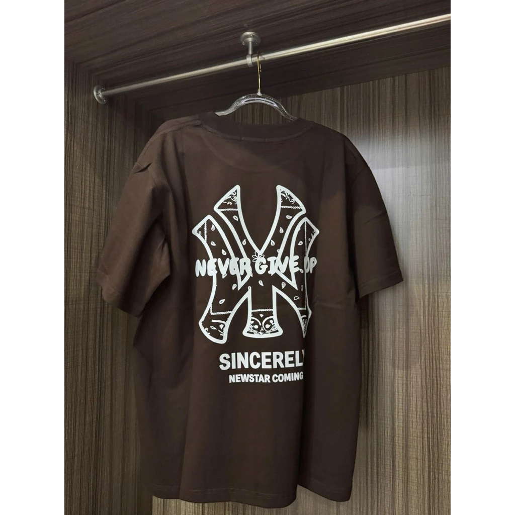 Áo Thun Unisex Never Give Vải Đẹp - Mềm Mịn Không Xù Lông - Full Tag Mac