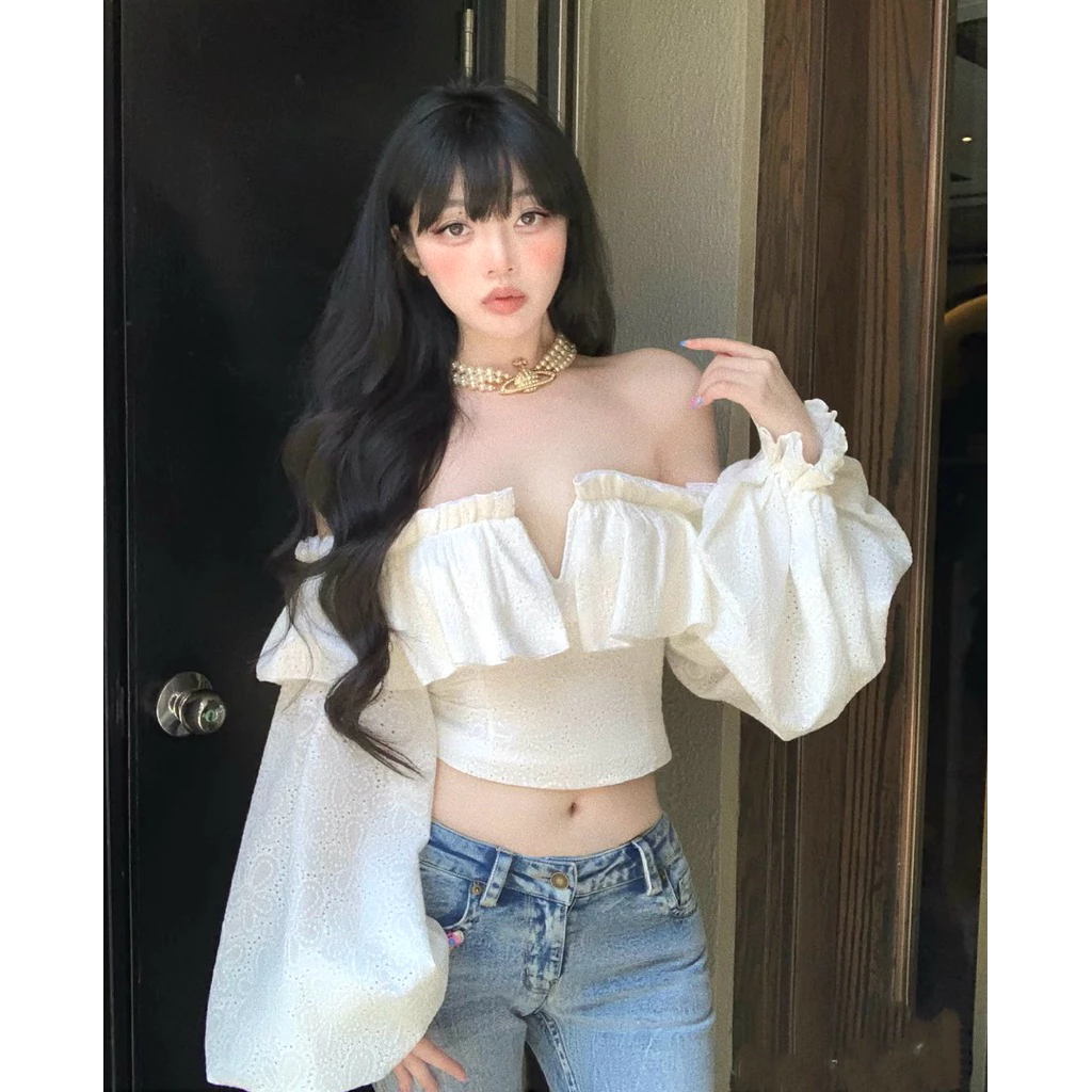 599 - Áo Trễ Vai Tay Bồng Thêu Hoa Cao Cấp