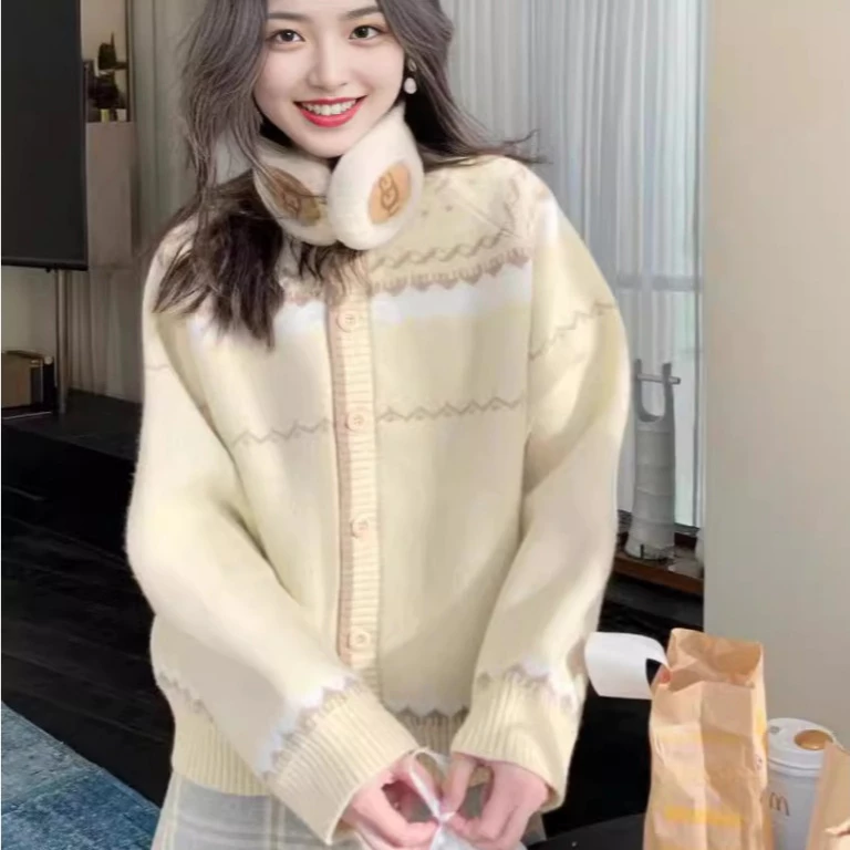 Áo len cardigan dáng rộng tông vàng kem vintage Hàn Quốc 24Feb.studio AKN0045