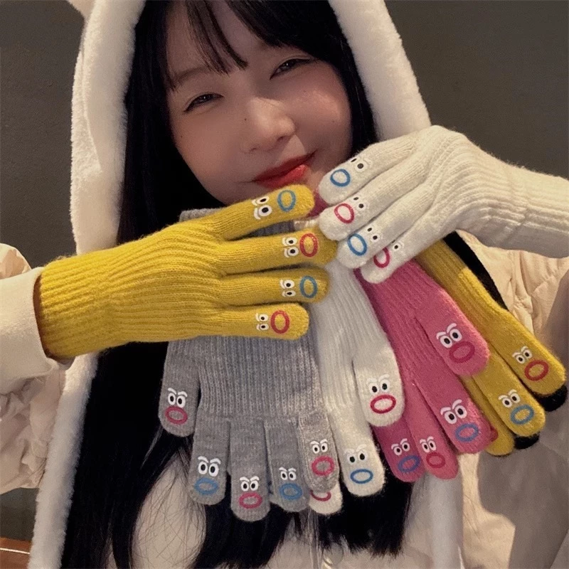 Găng tay len hình mặt hề cute ngộ nghĩnh chất len ấm áp, găng tay nam nữ thiết kế hở ngón dễ dàng sử dụng điện thoại