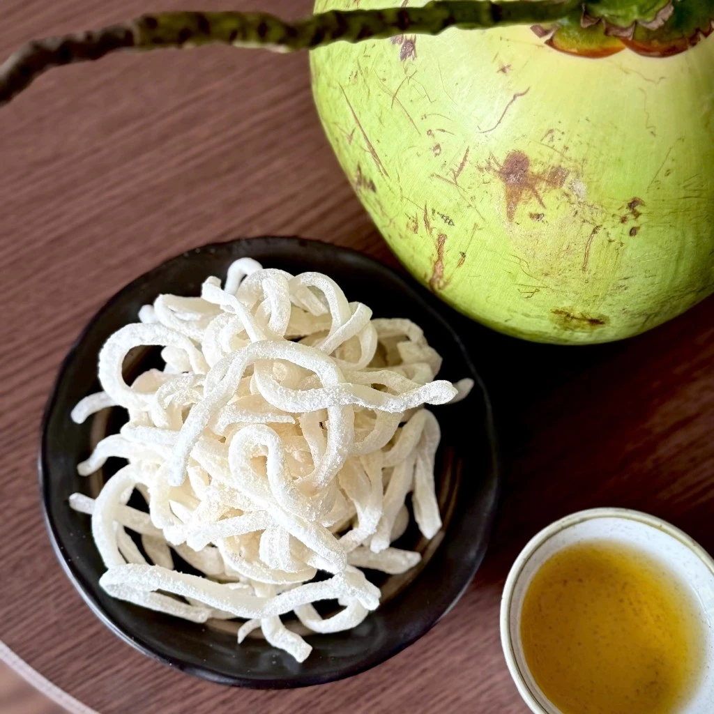 Mứt Dừa Non Nhà Làm - MỨT DỪA HANDMADE – Ít Đường, thơm ngon