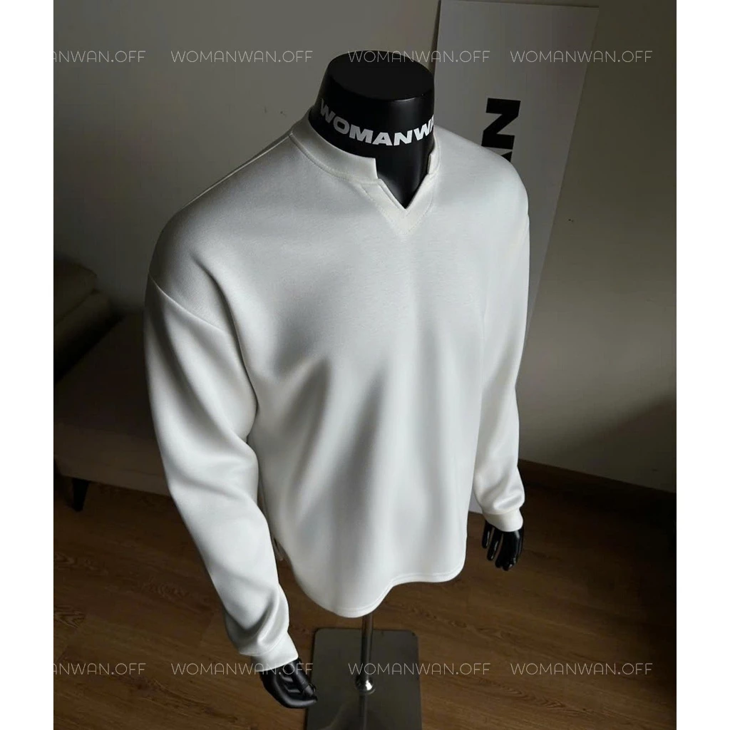 [DÀI TAY CỔ TIM] Áo Thun Nam Dài Tay Cổ Tim CleanFit – WOMAN WAN | Form Trung, Vải Trơn Chống Nhăn Basic