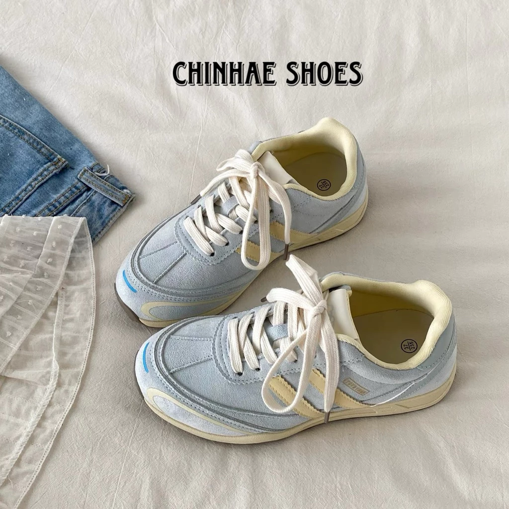 Giày sneaker thể thao da lộn 2 sọc tăng chiều cao 2cm phong cách trẻ trung năng động cho nữ dạo phố G119