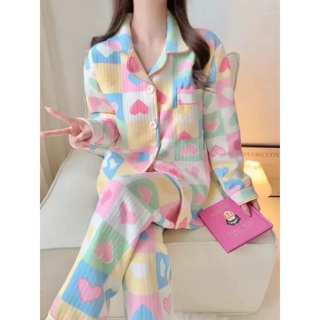 Bộ đồ ngủ nữ tay dài họa tiết trái tim màu pastel