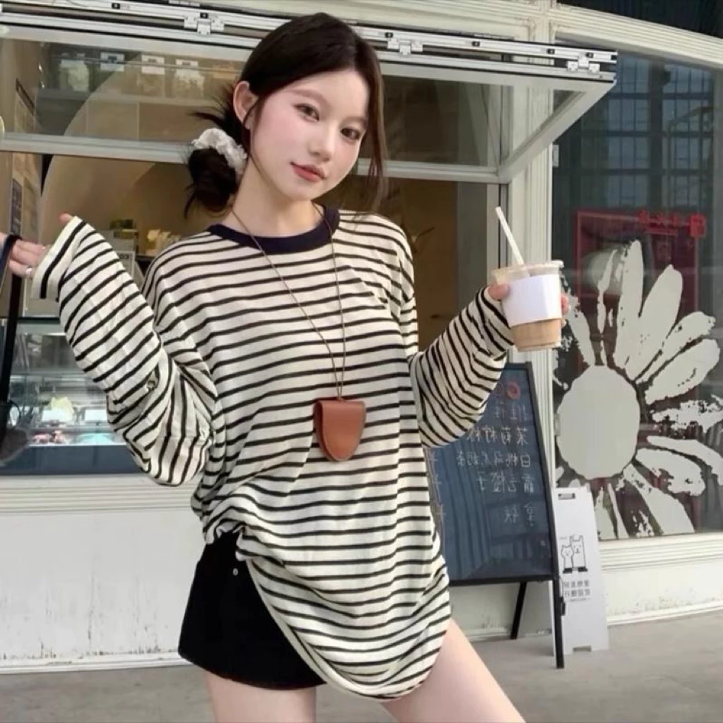 Áo thun cổ tròn form rộng dài tay hottrend kẻ sọc vằn