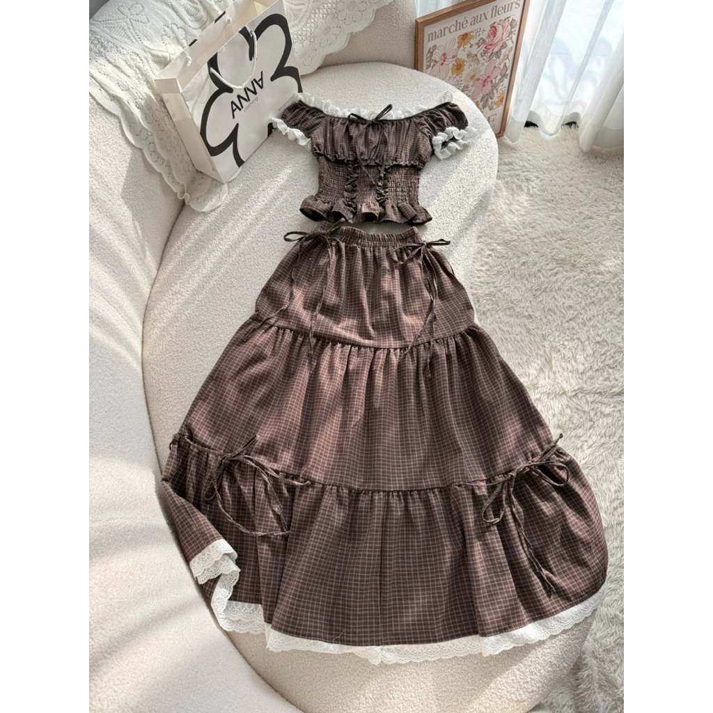 Set Bộ Hai Món Áo Trễ Vai Chân Váy Caro Dài Anna - Set Nowy