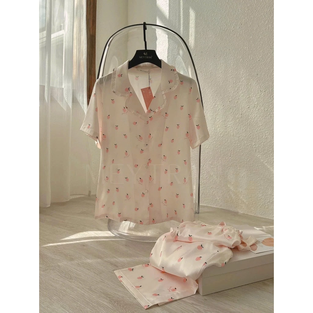 Bộ ngủ cộc tay áo cổ sen viền bèo dễ thương Cotton, Xô muslin, Lụa, Đũi, Tôn, Lanh, Kate thô DBTK