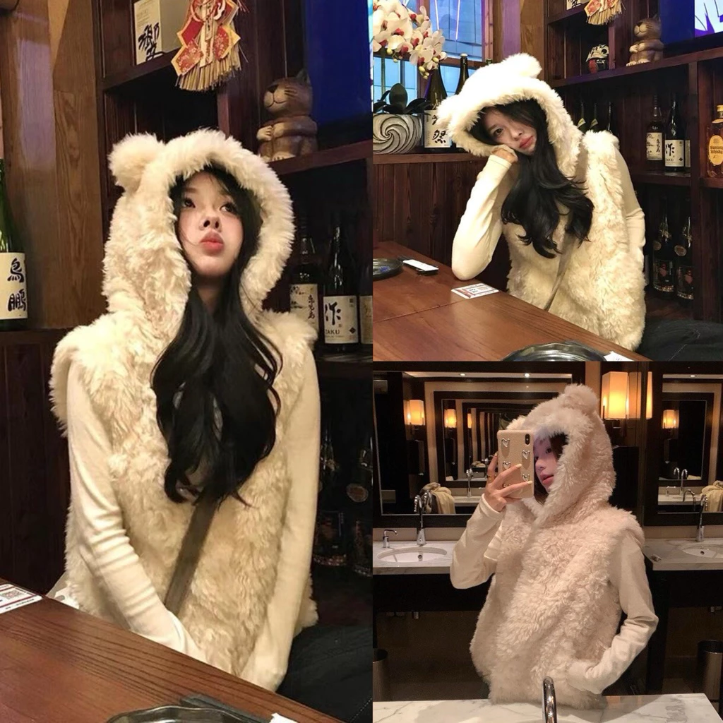 𝐂𝐡𝐚𝐫𝐥𝐨𝐭𝐭𝐞.𝐨𝐝_ Áo Khoác Gile Lông Cừu Có Mũ Trùm Đầu Hình Gấu Dễ Thương