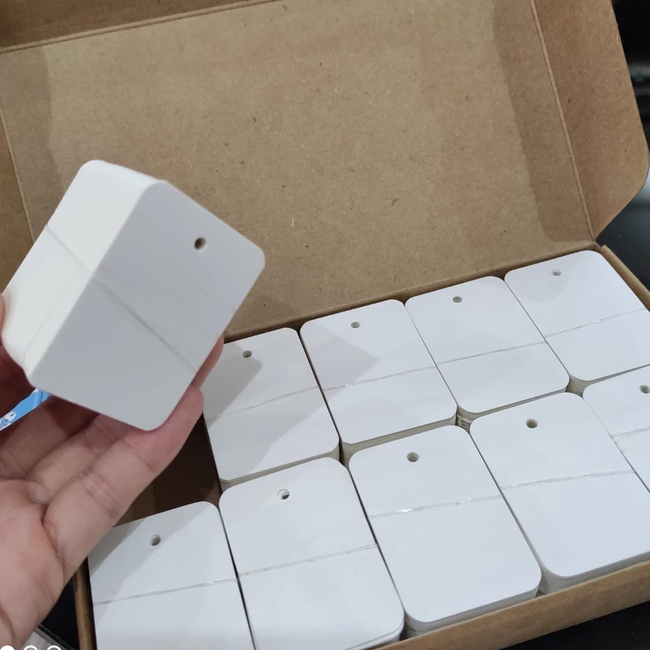 [GIÁ RẺ NHẤT] 1.000 Tag Mini Trắng Trơn in Thương Hiệu Riêng Tiết Kiệm Chi Phí