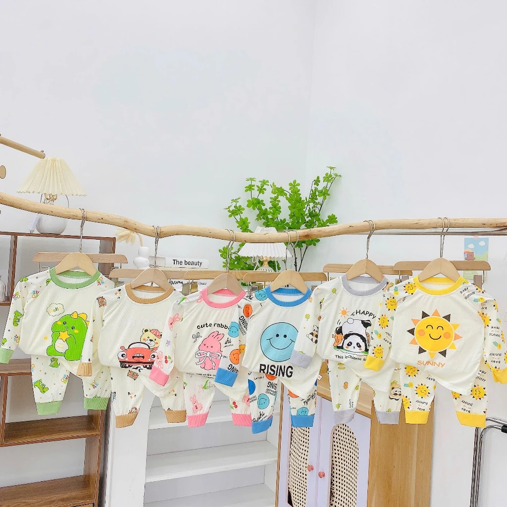 Bộ quần áo dài tay chất tăm lạnh mới cho bé size  5-15kg