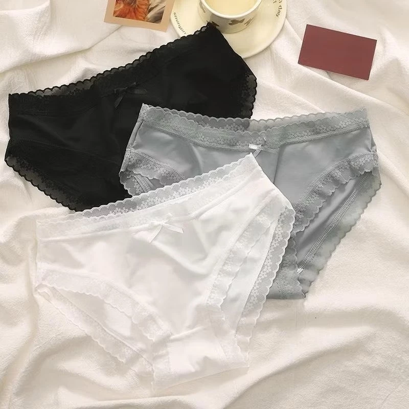 (Loại 1 ) SEt 10 quần Quần Lót Nữ Cotton Su Viền Ren Họa Tiết Trái Tim 6633 SIêu Mát Co Giãn Thoải Mái