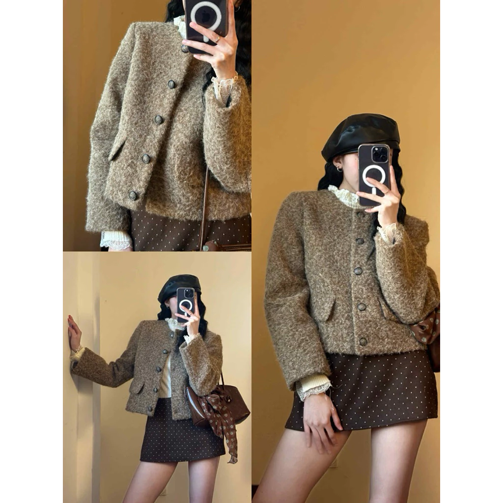 𝙏𝒉𝙖𝒐𝙫𝒊_𝑼𝙡𝒍𝙯𝒂𝙣𝒈86// Áo Khoác Dạ Nữ Tweed Bông Xù Dáng Ngắn Cổ Tròn Túi Nắp 3 Màu Nâu,Kem,Đen diện thu đông siêu xinh new