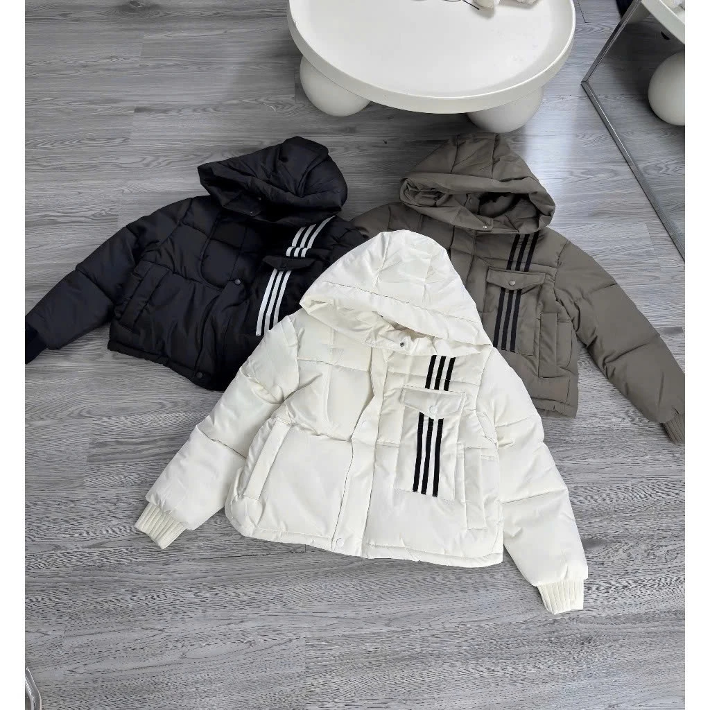 Áo phao béo nữ phối sọc thể thao form croptop, áo khoác phao Tino croptop bo chun ống tay điểm nhấn túi ngực basic