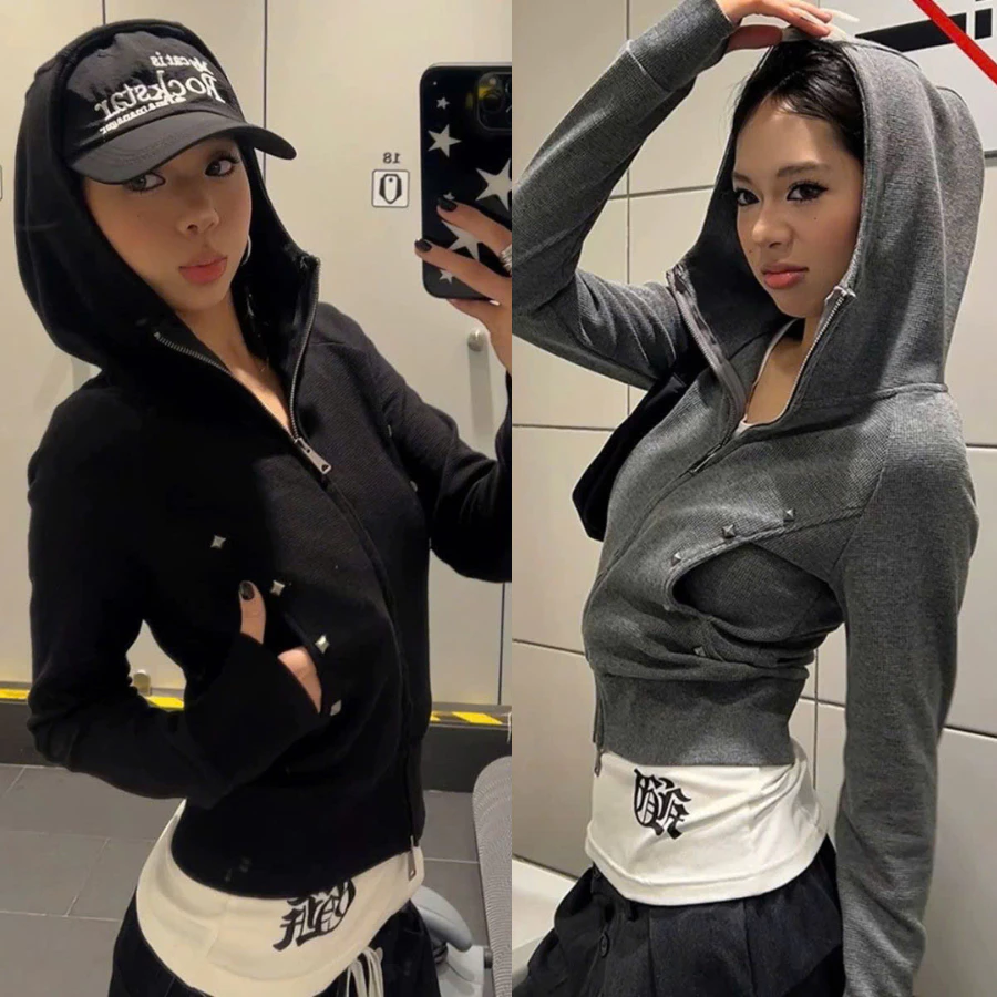 [DEAL MỞ BÁN] Áo Hoodie Đen Cropped Nữ – Studded Zip Up Hoodie, Form Ôm Vừa