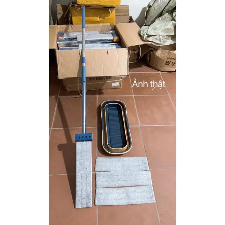 CÂY LAU NHÀ TỰ VẮT KÈM XÔ ĐỰNG 4 BÔNG