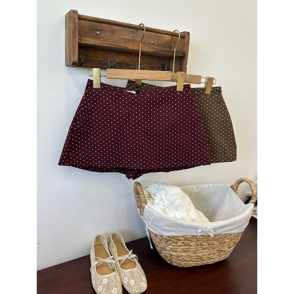 Chân Váy Kaki Bi Ngắn Cạp Trễ [Một Mẩu House]