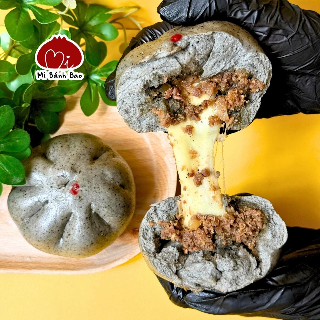 Bánh Bao Bò Phô Mai Mè Đen  – Nhân Bò Đậm Đà, Phô Mai Kéo Sợi, Vị Tiêu Cay Thơm Ngon – Mi Bánh Bao