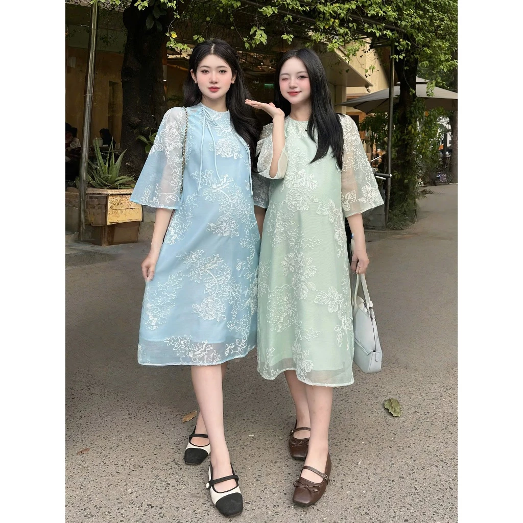 Đầm váy bầu Tết đi tiệc MAMI MS202 chất liệu ren tơ thêu hoa form dáng dài giúp mẹ bầu nổi bật trong các buổi tiệc